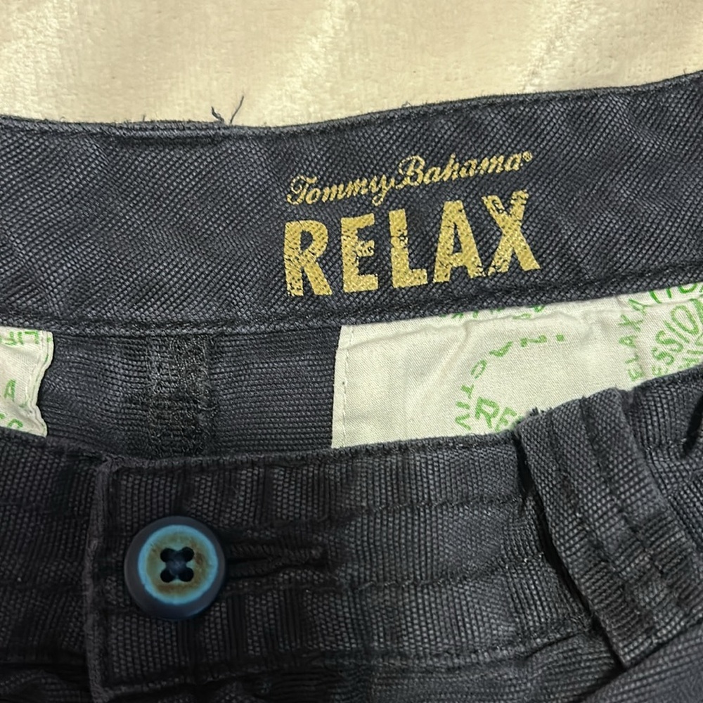 Men's navy blue Cargo Shorts - Picture 2 of 4